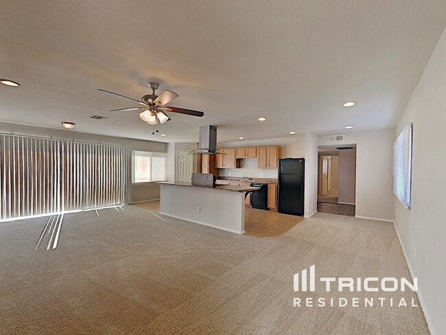 Foto del edificio - 13129 N 21st Dr