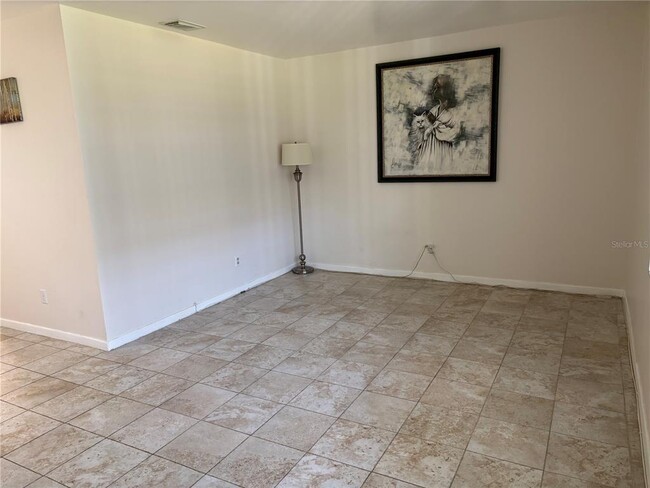 Foto del edificio - 5217 81st St N