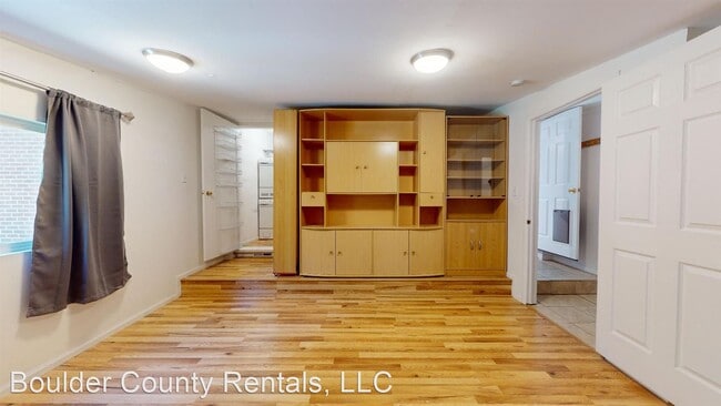 Building Photo - 3 br, 1.5 bath House - 3295 Euclid Avenue