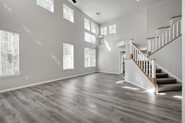 Building Photo - 51 E Greywing Cir