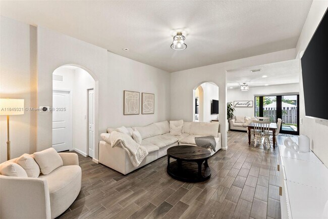 Foto del edificio - 25021 SW 118 Ct