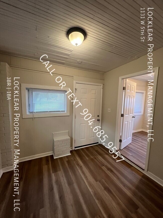 Foto del edificio - Newly Renovated 3 Bed, 2 Bath Single Famil...