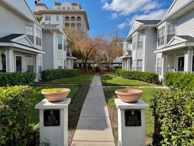 Photo - 603 S Dakota Ave Apartment