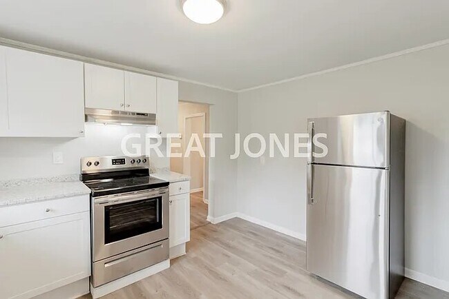 Foto del edificio - 506 7th Ave SW