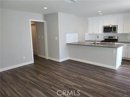 Foto del edificio - 13649 Osborne St