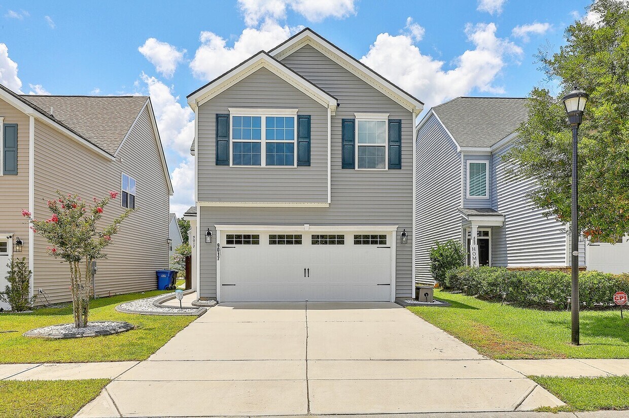 Foto principal - 9017 Cat Tail Pond Rd
