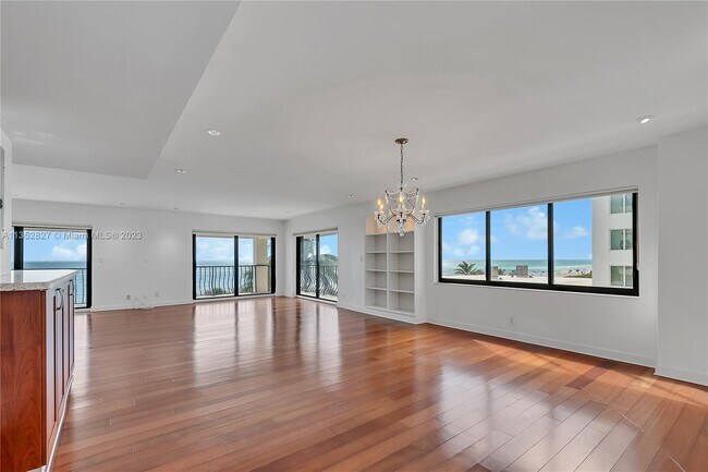 Building Photo - 5415 Collins Ave