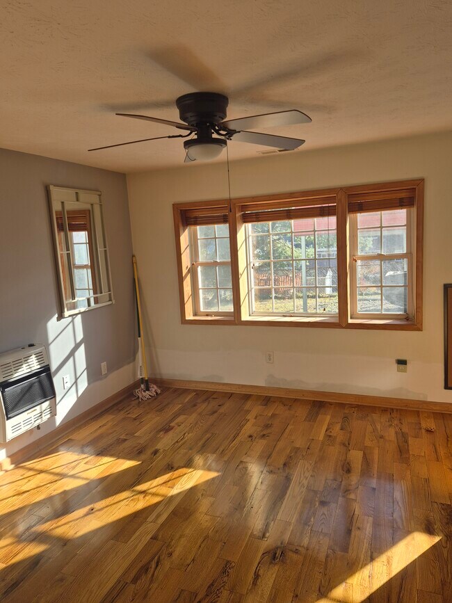 Foto del edificio - 621 Gypsy Ave