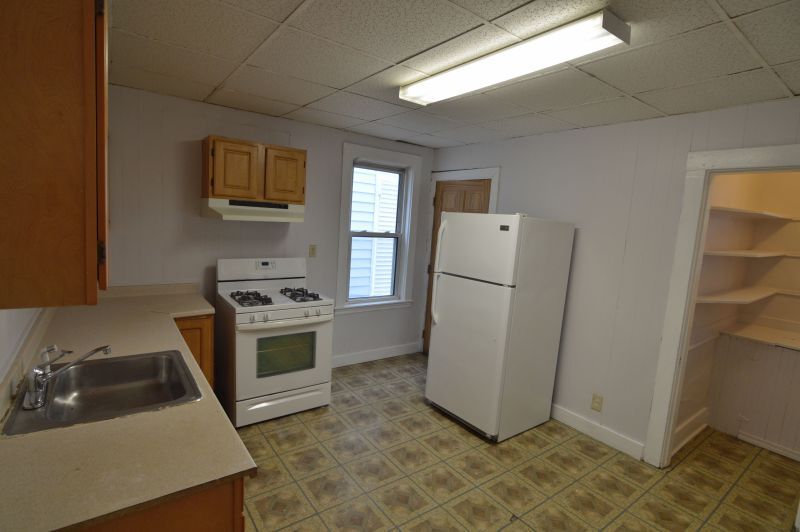 Primary Photo - 11 Crowell St