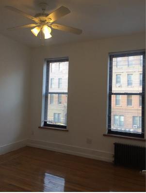 Primary Photo - 110 Greenpoint Ave