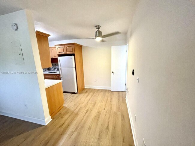 Building Photo - 218 Santillane Ave