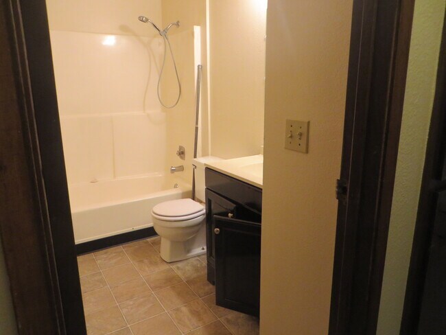 Foto del edificio - 11020 122nd St E