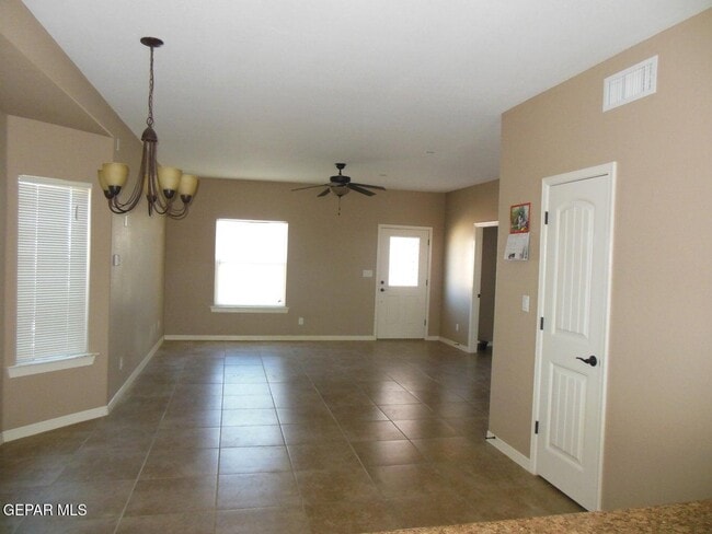 Foto del edificio - 14206 Bluesky Point Ct
