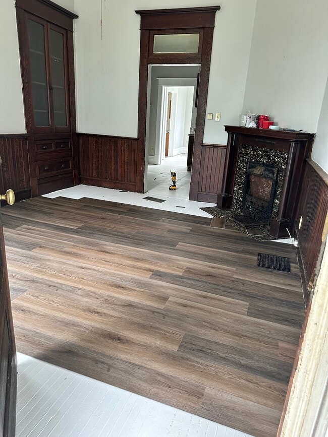 Building Photo - 42 West St