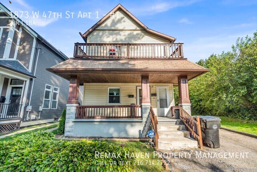 Foto principal - 1873 W 47th St