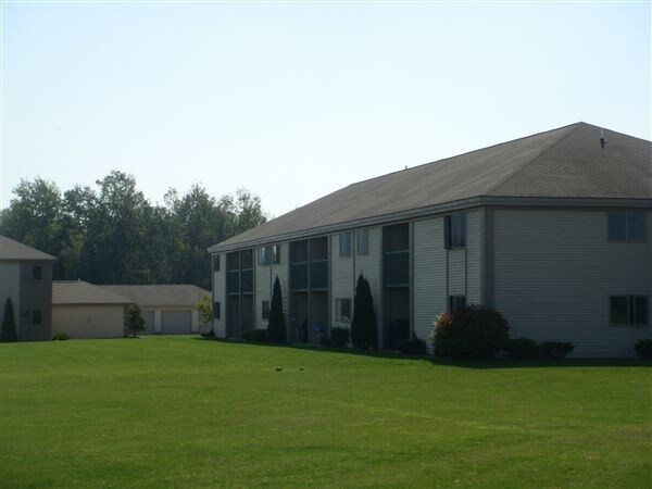 Building Photo - 3065 S Woodfield Blvd