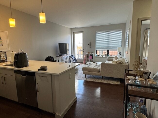 Building Photo - 40A Marion St