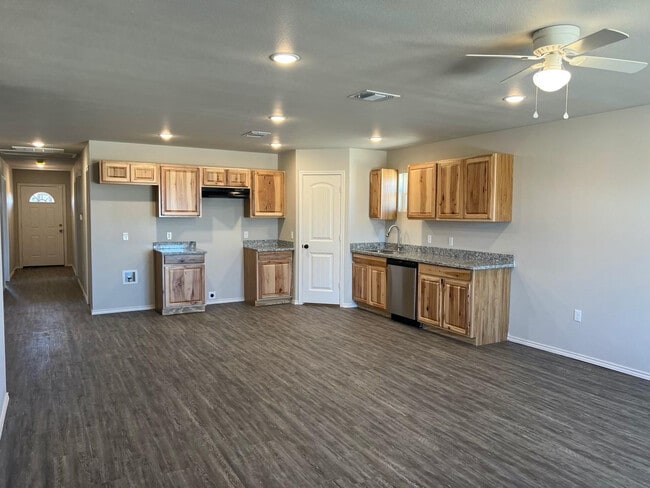 Building Photo - 7441 4th St