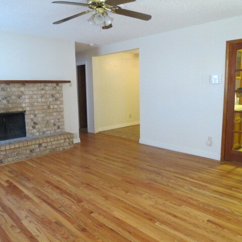 Living Room - 5313 23rd St