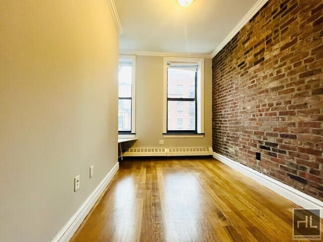 Foto del edificio - E 28TH ST.