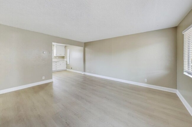 Foto del edificio - 561 S 7th St