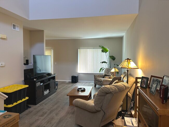 Foto del edificio - 3530 Blue Ridge Ct