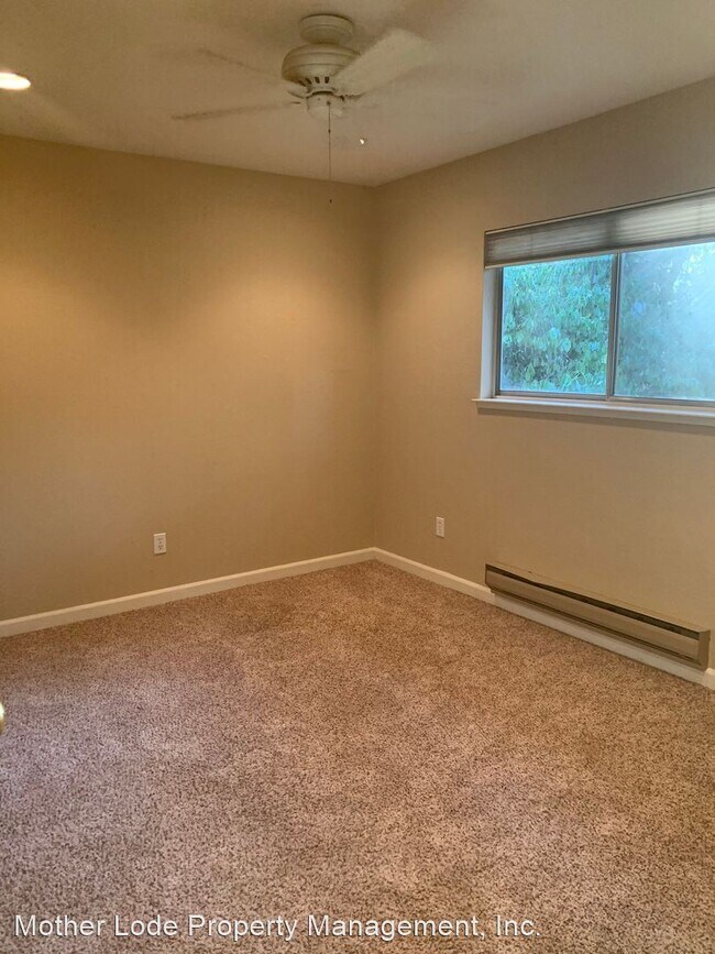 Building Photo - 2 br, 1 bath House - 21505 Crestview