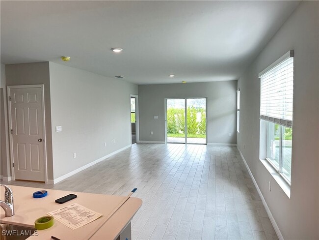 Foto del edificio - 801 Serenity Ln