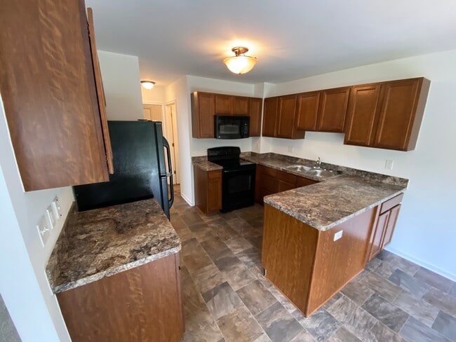 Foto del edificio - Cross Road Pines Apartments