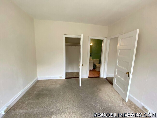 Foto del edificio - 1223 Beacon St