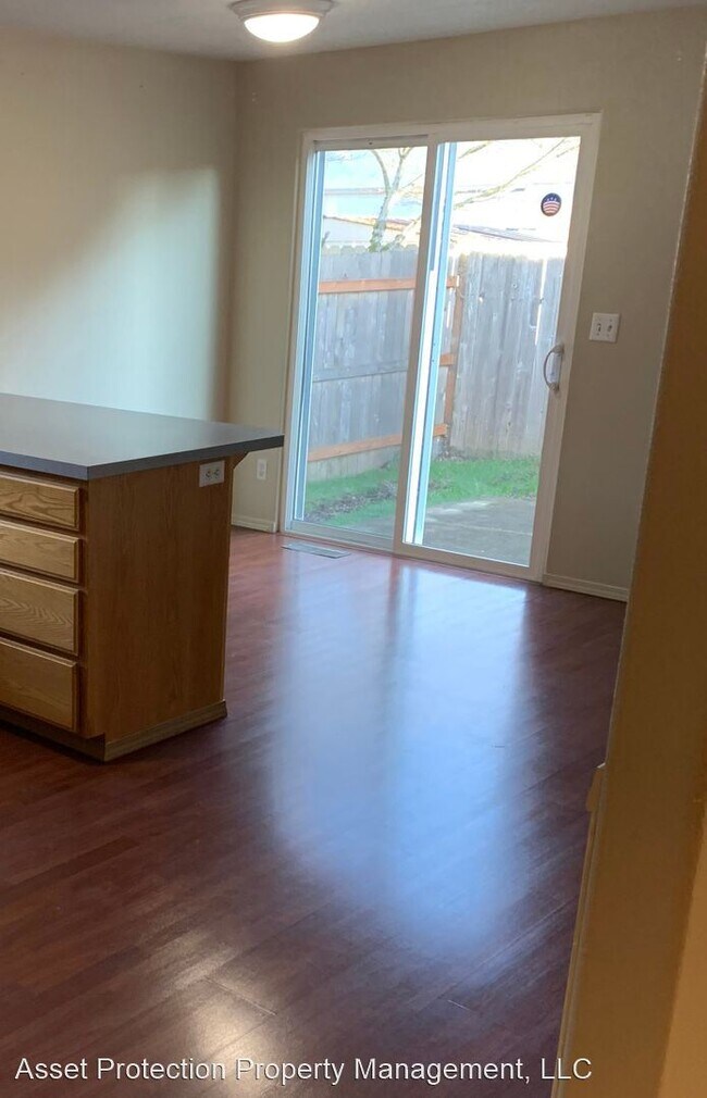 Foto del edificio - 3 br, 1.5 bath House - 1316 Bluegrass St SE