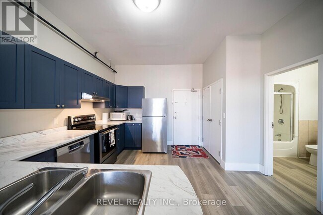 Photo du bâtiment - 150 Colborne St