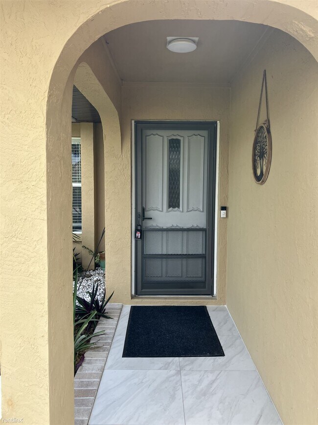 Foto del edificio - 2 br, 2 bath House - 11189 Watercrest Avenue