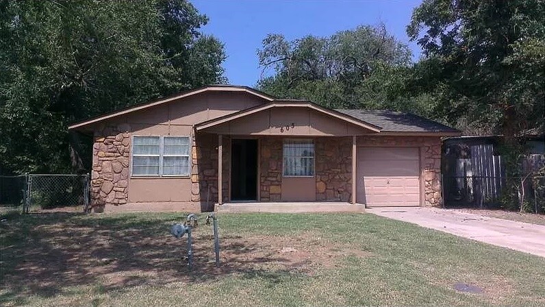 Foto principal - 603 SE 51st St