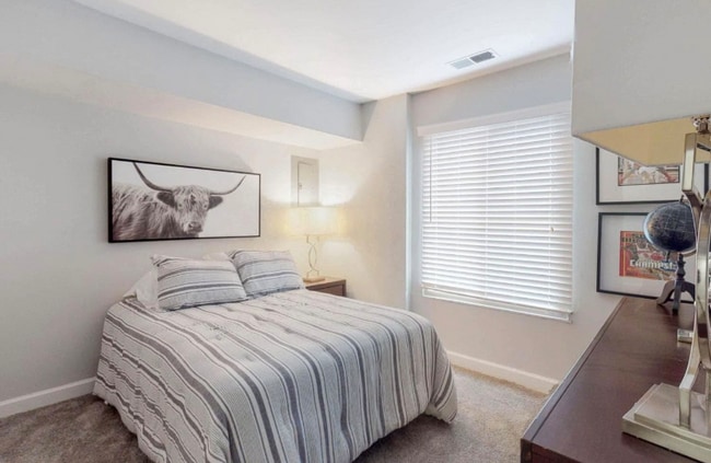 Building Photo - 14163 Castle Blvd