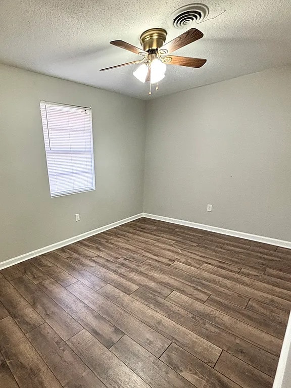 Building Photo - 3602 Kinglet Ct