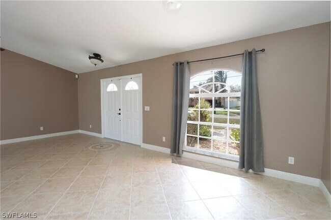 Foto del edificio - 1219 NE 3rd Terrace