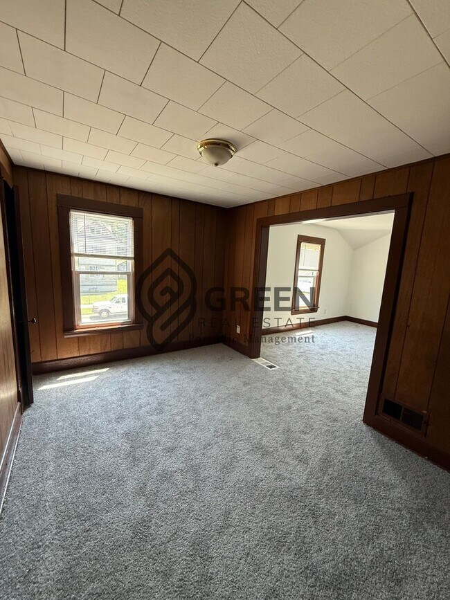 Foto del edificio - 229 S Sibley Ave