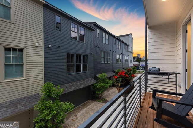 Foto del edificio - 658 Bull St SE