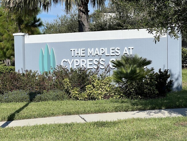 Foto del edificio - 9627 Pembrooke Pines Dr
