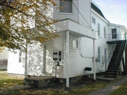 Primary Photo - 326 W 5th St