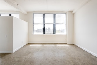 Building Photo - 4600 Woodward Ave