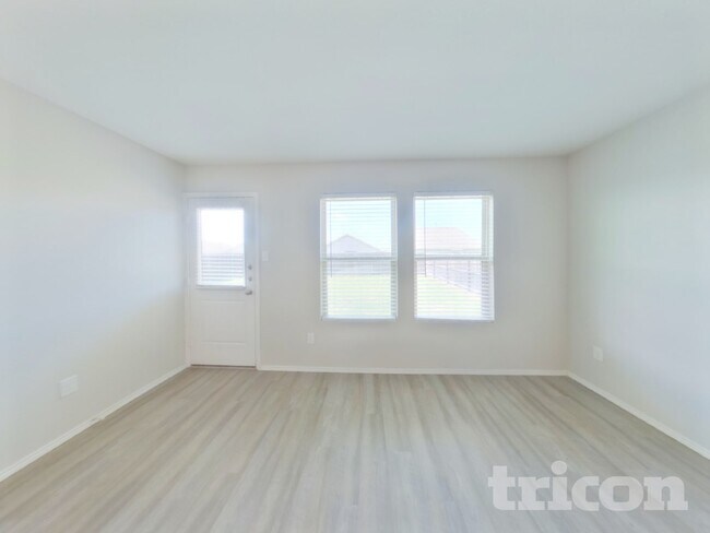 Foto del edificio - 337 Falling Star Dr