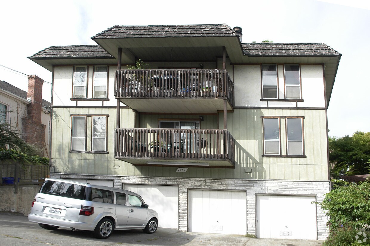 Foto principal - 1069 El Centro Ave