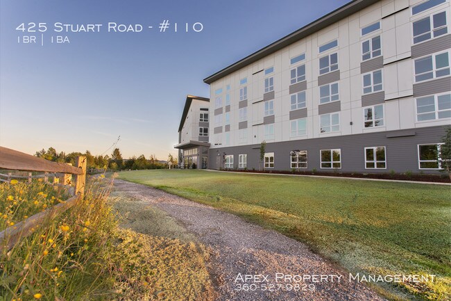 Building Photo - 425 Stuart Rd