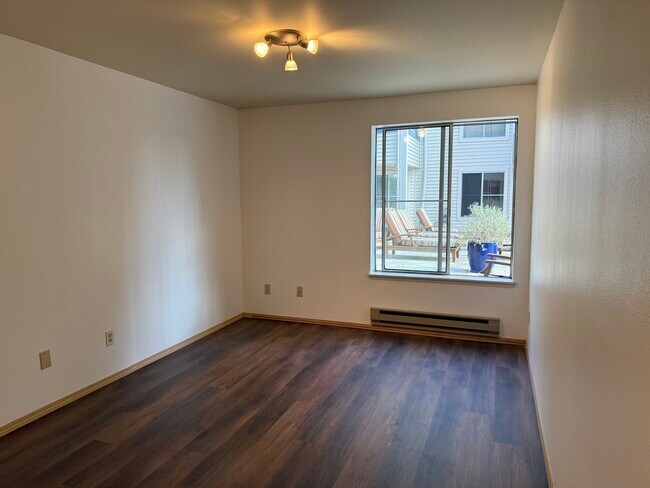 Foto del edificio - 6960 California Ave SW