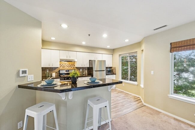 Photo - 16219 Northup Way Townhome