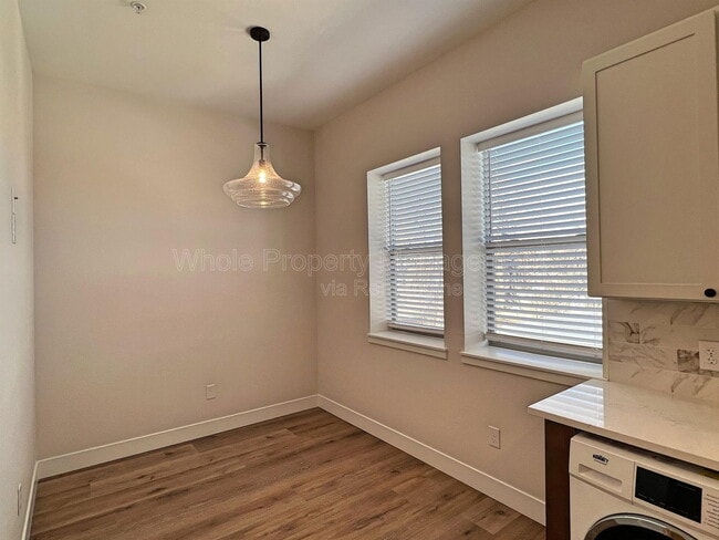 Building Photo - 3327 Tejon St