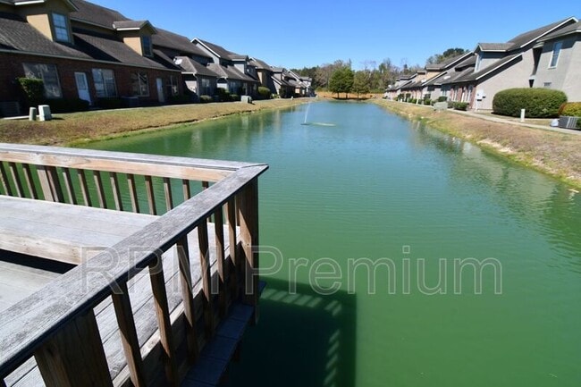 Building Photo - 8429 Florida Blvd