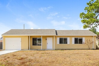 Building Photo - 2138 SE Rich St